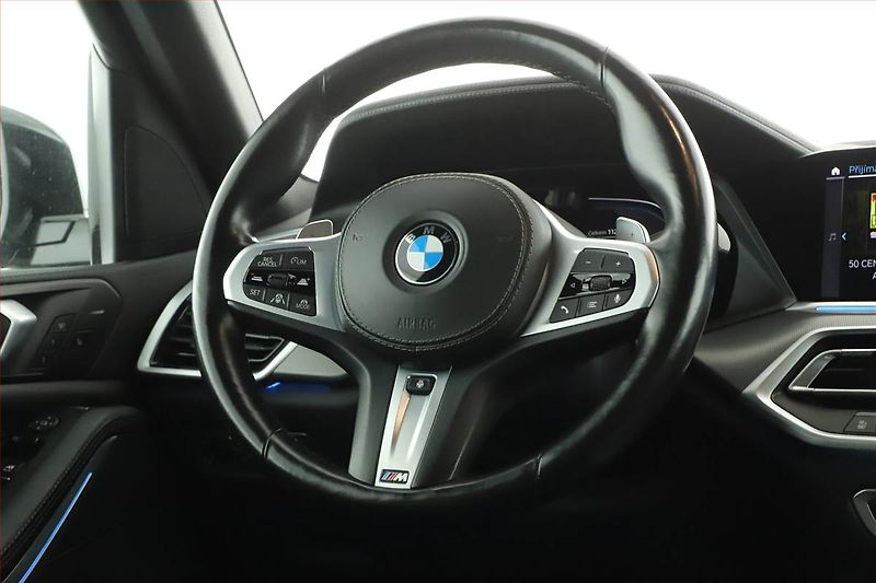 BMW X5 (2021) xDrive45e iPerf. - fotka 8 z 20