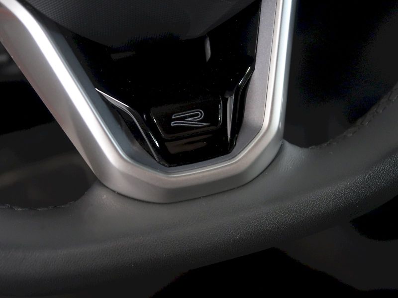 Volkswagen Arteon (2022) SB R-LINE 2.0TSI 206KW 4x4 DSG - fotka 23 z 42
