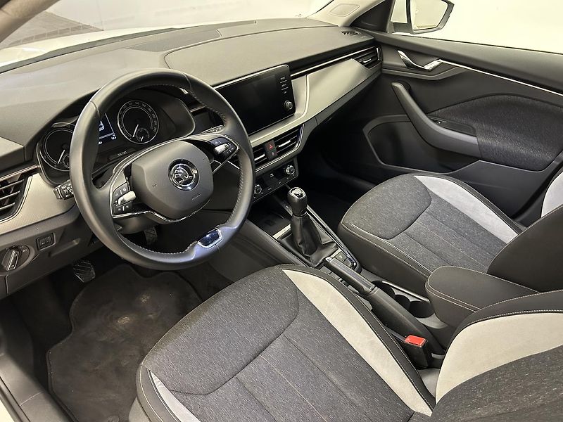 Škoda Scala 1.0 TSI Style Comfort - fotka 6 z 23
