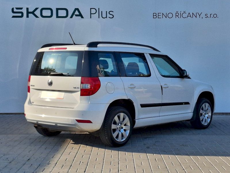 Škoda Yeti (2014) Active Plus DSG 1,2TSi 77kW - fotka 2 z 29