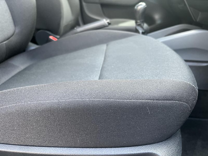 Škoda Fabia 1.0MPi 44kw KLIMA TEMPOMAT - fotka 28 z 36
