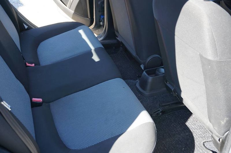 Fiat Punto (2011) 1,2 - fotka 11 z 20