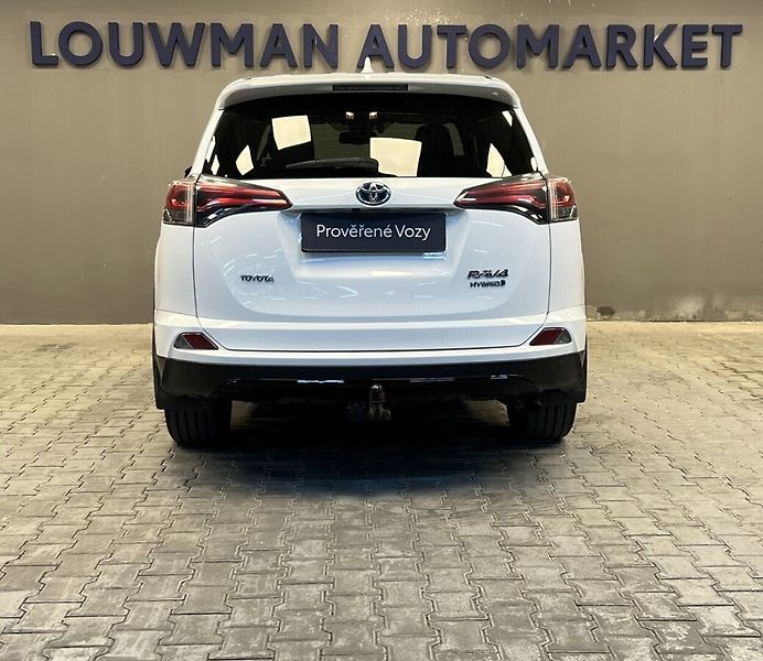 Toyota RAV4 2,5 Hybrid AT AWD Style - fotka 16 z 18