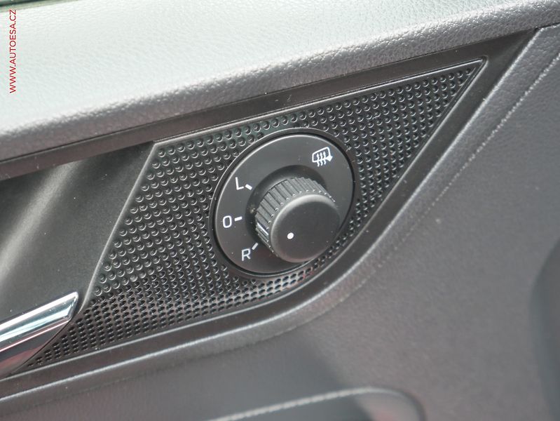 Škoda Rapid (2018) 1.0 TSi, ČR, Monte Carlo - fotka 19 z 20