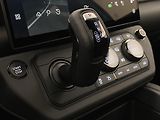 Land Rover Defender (2026) OCTA BLACK AWD AUT - náhled 41