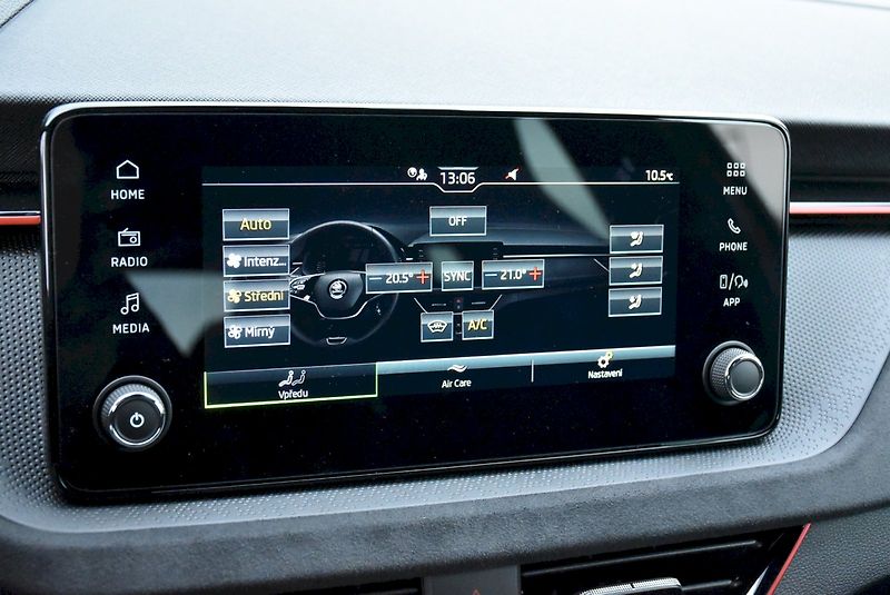 Škoda Scala (2025) Drive 1,0 TSI 85 KW 6-stup. me - fotka 21 z 27