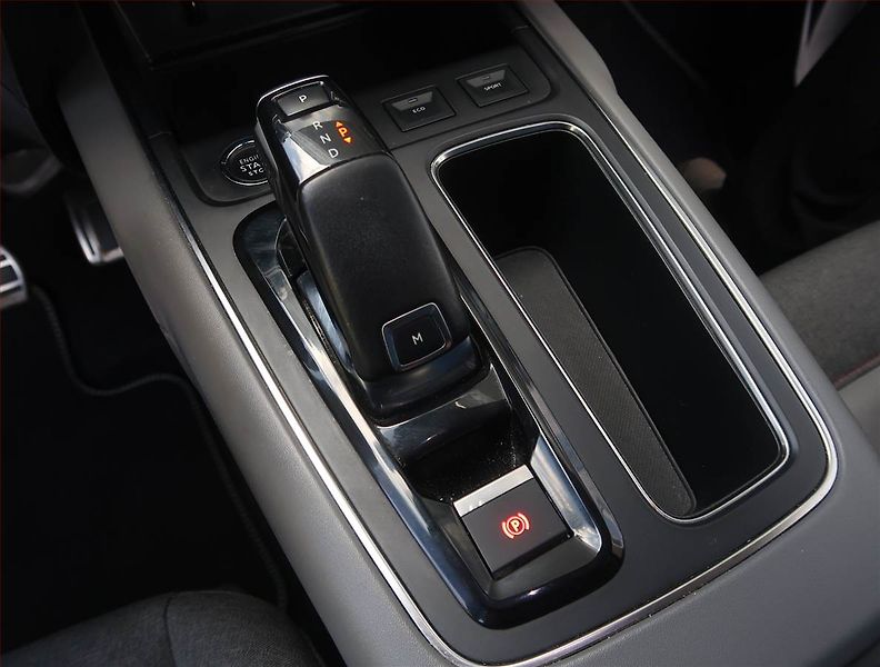 Citroën C5 Aircross (2019) BlueHDi 130, Automat, Kůže - fotka 13 z 21