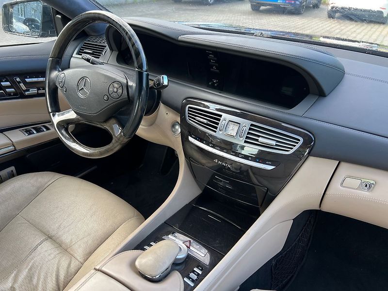 Mercedes-Benz CL AMG 320kW - fotka 18 z 18