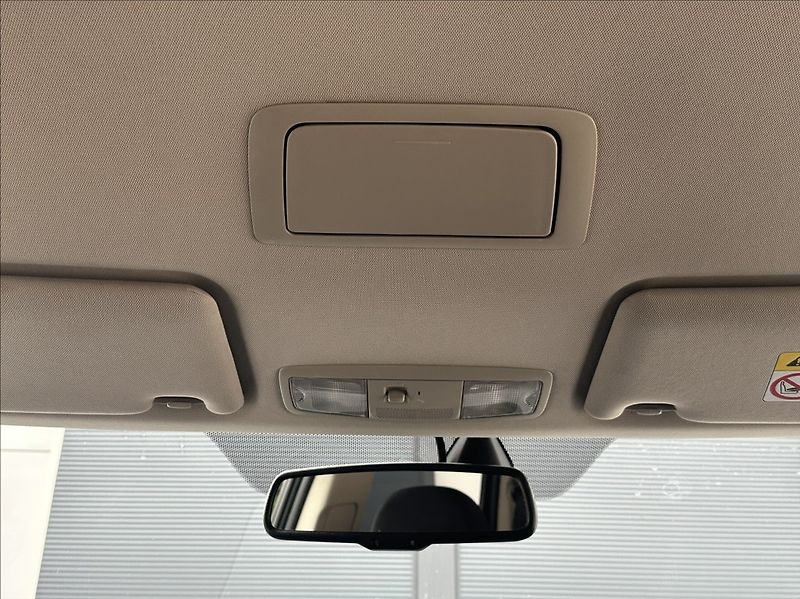 Mitsubishi Outlander 2,0 150PS  Active A/T - fotka 29 z 52