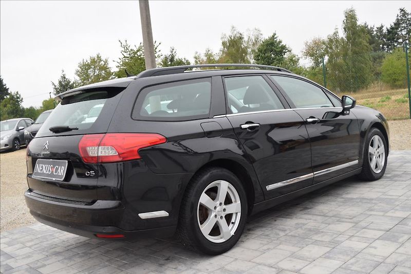 Citroën C5 2,0 HDi 103KW PO ROZVODECH - fotka 5 z 50