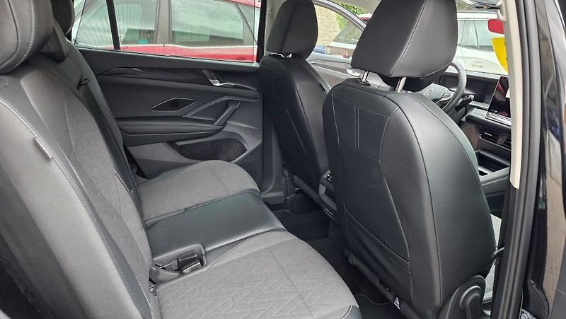 Volkswagen Tayron (2025) 1.5 eTSI 110 kW DSG7 7míst  - fotka 14 z 38