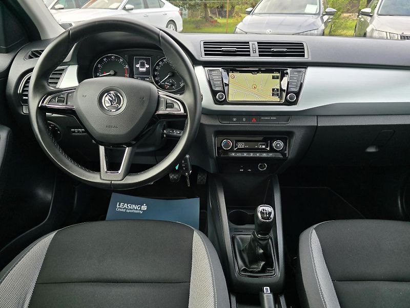 Škoda Fabia 1.2TSI NAVI 100% STAV 1Majitel - fotka 21 z 26