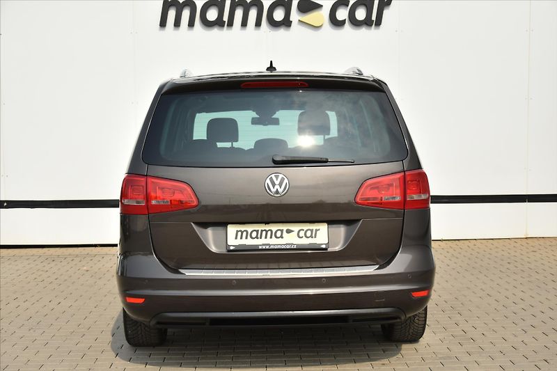 Volkswagen Sharan 1.4 TSI 110kW DSG HIGHLINE - fotka 6 z 28