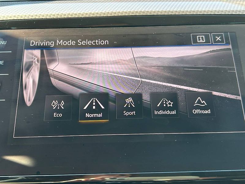 Volkswagen Passat (2022) 2.0 TDI 147kW Head Up Matrix - fotka 13 z 30