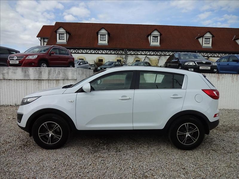 Kia Sportage 1,6GDi  Active Plus - fotka 4 z 46