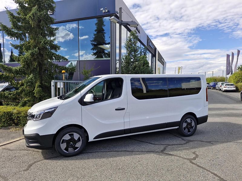 Renault Trafic (2026) L2 equilibre 9 míst  - fotka 1 z 15