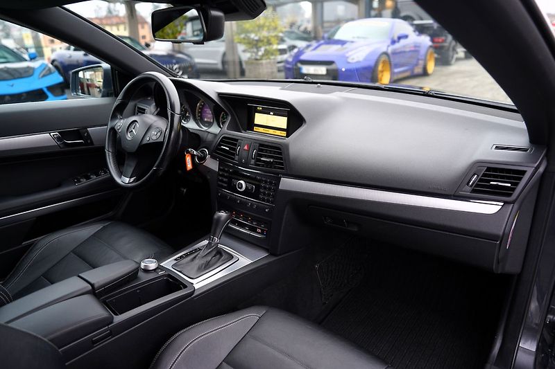 Mercedes-Benz Třídy E E 350 CDI, cabrio,automat,kůže - fotka 35 z 46
