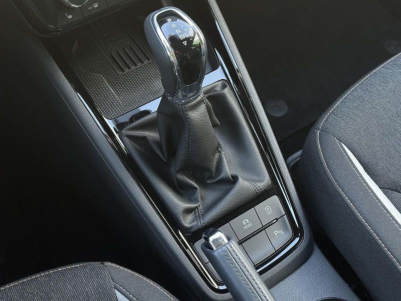 Škoda Kamiq 1.0TSi DSG 116PS TOP & Selecti - fotka 32 z 39