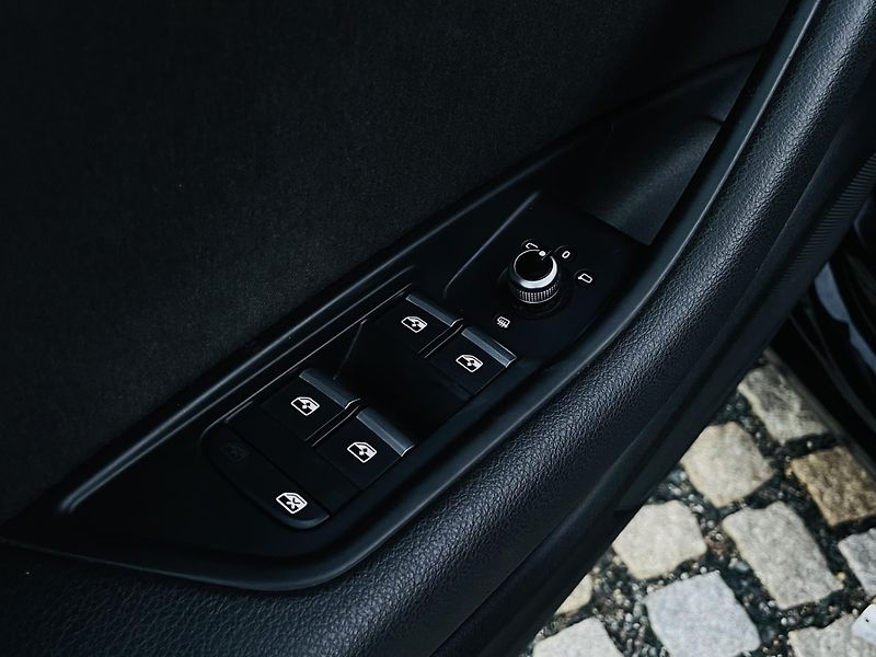 Audi A4 1.4TFSI MAN 1MAJITEL TAŽNÉ LED - fotka 33 z 44