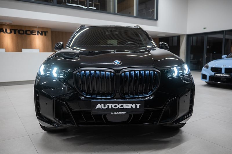 BMW X5 (2025) 30xd M-SPORT NEZAVISLÉ TAŽNÉ - fotka 4 z 52