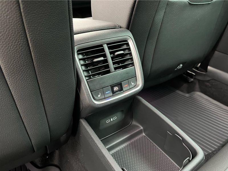 Škoda Octavia 1,5TSI m-HEV 110kW EXCLUSIVE S - fotka 24 z 29