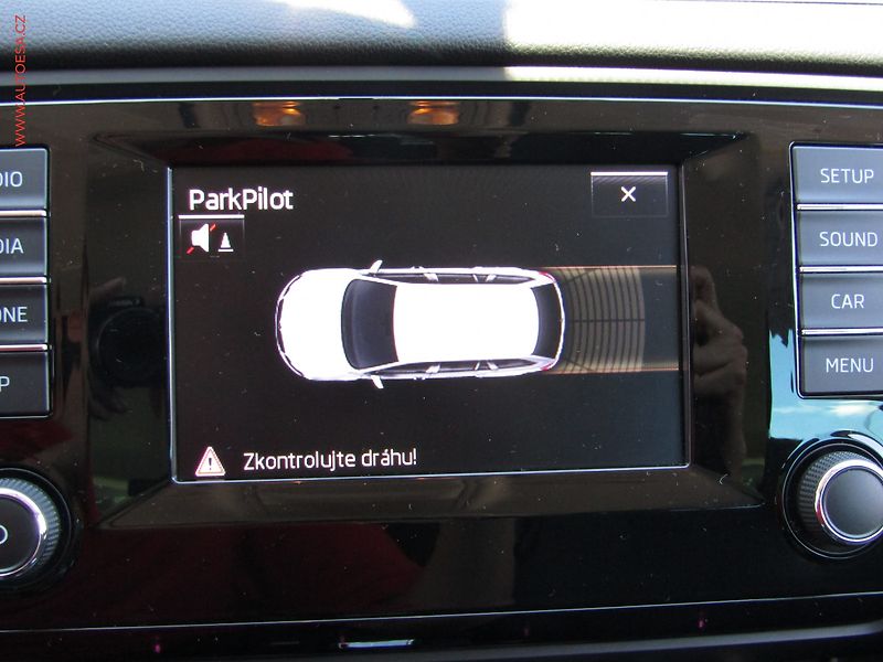 Škoda Octavia (2013) 2.0TDi, 2.maj,ČR, DSG - fotka 16 z 18