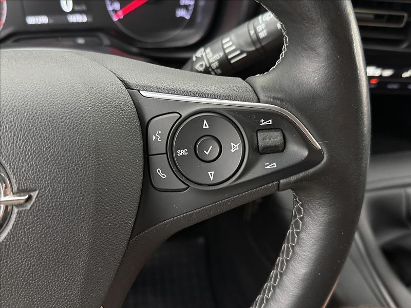 Opel Combo 1,2 81kW VÝHŘEV TAŽNÉ 1MAJ ČR - fotka 12 z 38