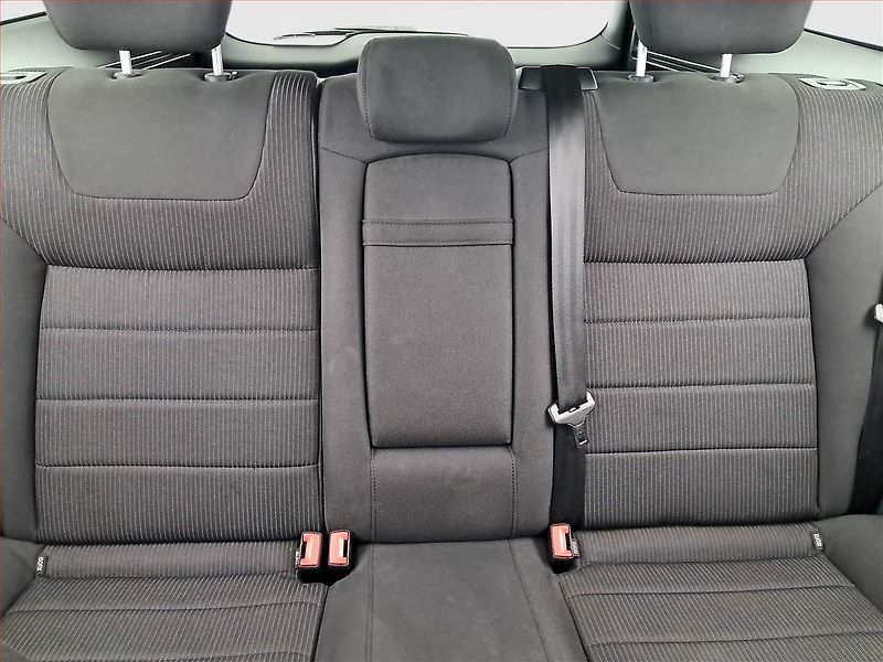 Ford Mondeo (2014) Titanium 2.0 TDCi, Navi - fotka 10 z 18