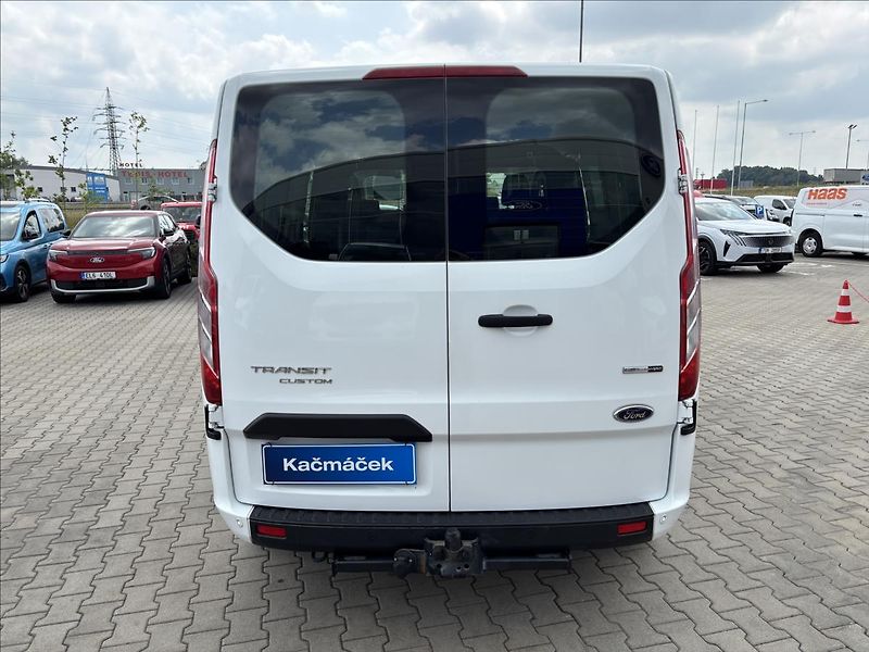 Ford Transit Custom 2,0 EcoBlue 96kW K.Van - fotka 4 z 32