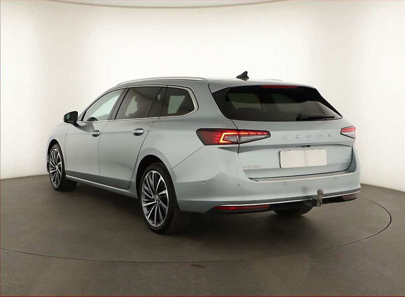 Škoda Superb (2024) 2.0 TDI - fotka 4 z 20