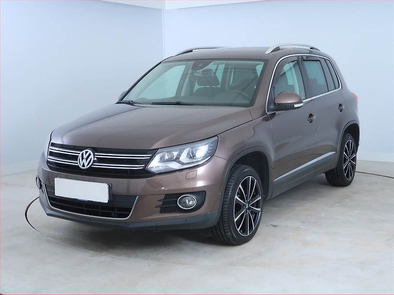 Volkswagen Tiguan (2013) Sport&Style 2.0 TDI, 4X4 - fotka 2 z 17
