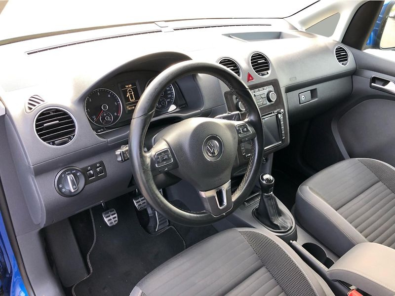 Volkswagen Caddy 1,6 TDI - fotka 5 z 26