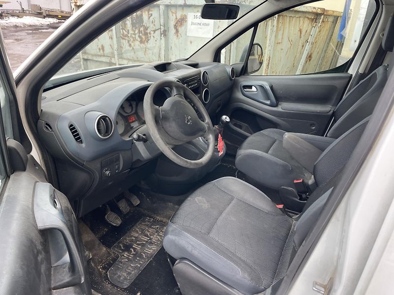 Peugeot Partner Tepee 1.6hdi 66kw NÁHRADNÍ DÍLY - fotka 5 z 5