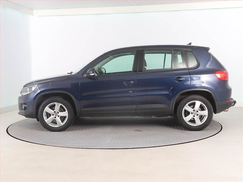 Volkswagen Tiguan (2012) 2.0 TDI, Serv.kniha - fotka 3 z 16