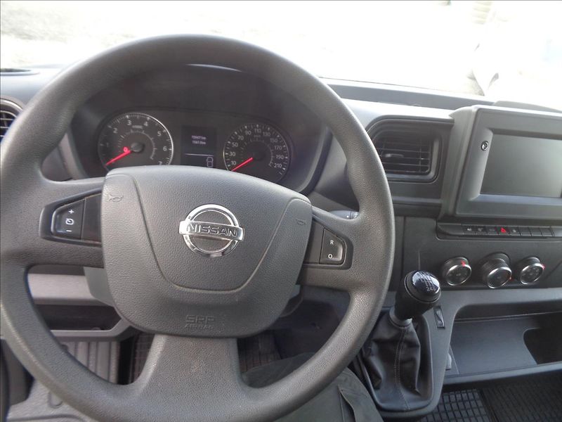 Nissan Interstar 2,3 - fotka 8 z 22