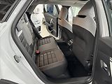 Citroën C4 1,2   MAX Petrol 130k Automati - náhled 14