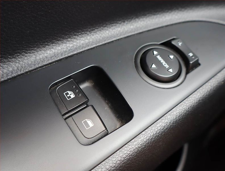 Kia Rio (2020) 1.25 CVVT, Serv.kniha - fotka 17 z 18