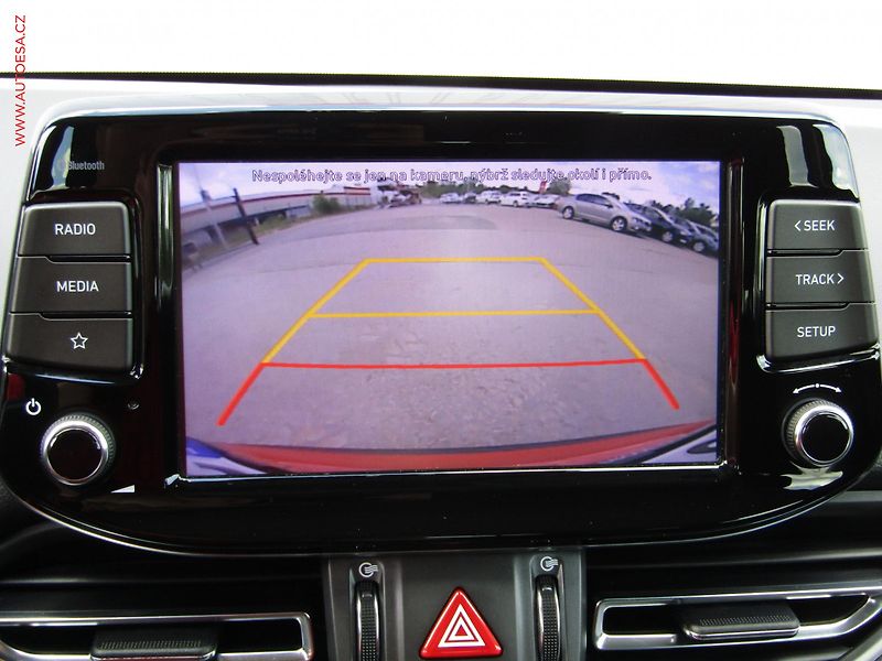 Hyundai i30 (2023) 1.0 T-GDi, ČR, servis.kniha - fotka 18 z 21