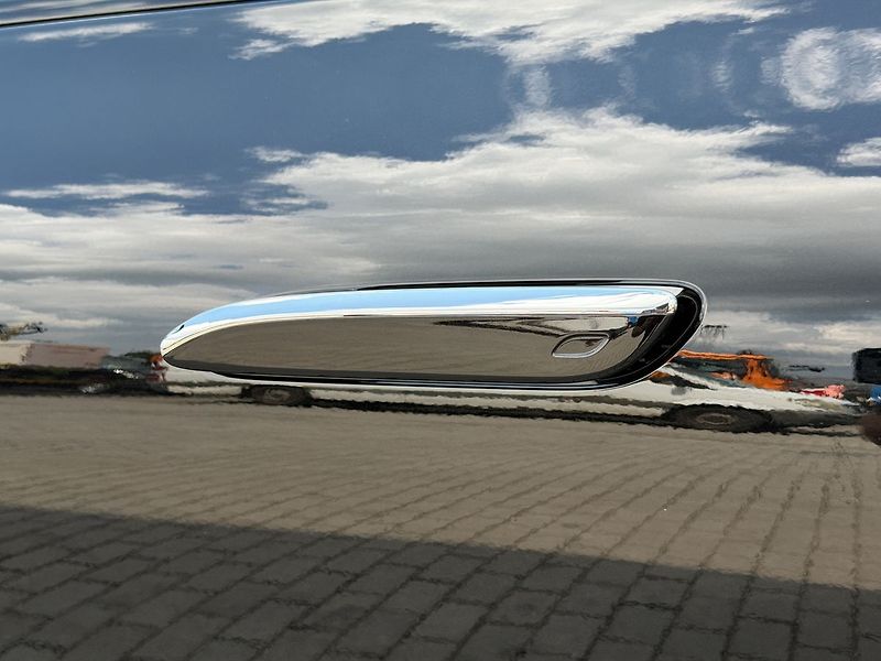 Mercedes-Benz EQS 53 4MATIC+ Electric Art Editio - fotka 25 z 48