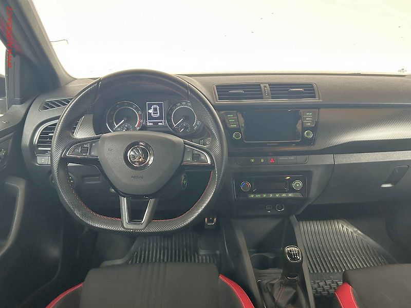 Škoda Fabia (2019) 1.0 TSI, ČR, LED, autoAC - fotka 8 z 15