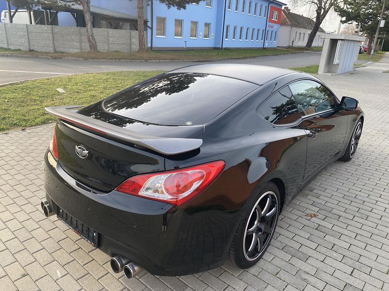 Hyundai Genesis (2013) 3.8i RS INDIVIDUAL  - fotka 24 z 57
