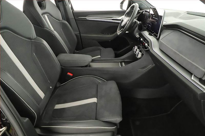 Škoda Kodiaq (2025) 2.0 TDI - fotka 7 z 20