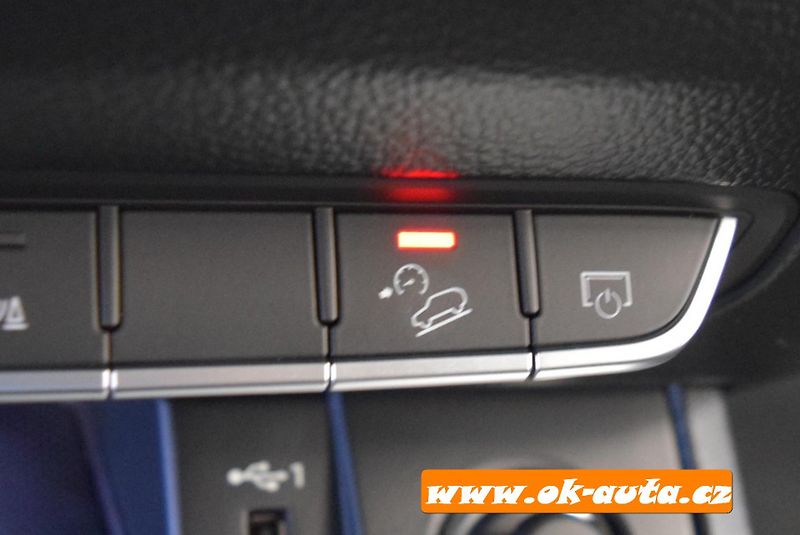 Audi Q5 2.0 35 TDI BUSINESS LED 2022 - fotka 39 z 58