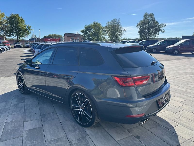 Seat Leon (2020) Cupra 2.0 TSI DSG 213kW - fotka 7 z 41