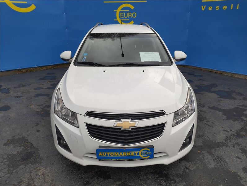 Chevrolet Cruze 1,7 96 KW - fotka 2 z 17