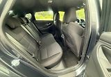 Hyundai i30 1,6 118 kw Fastback Mild Hybri - náhled 15