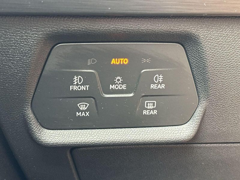 Cupra Formentor (2024) 1.5 TSI DSG - fotka 16 z 28