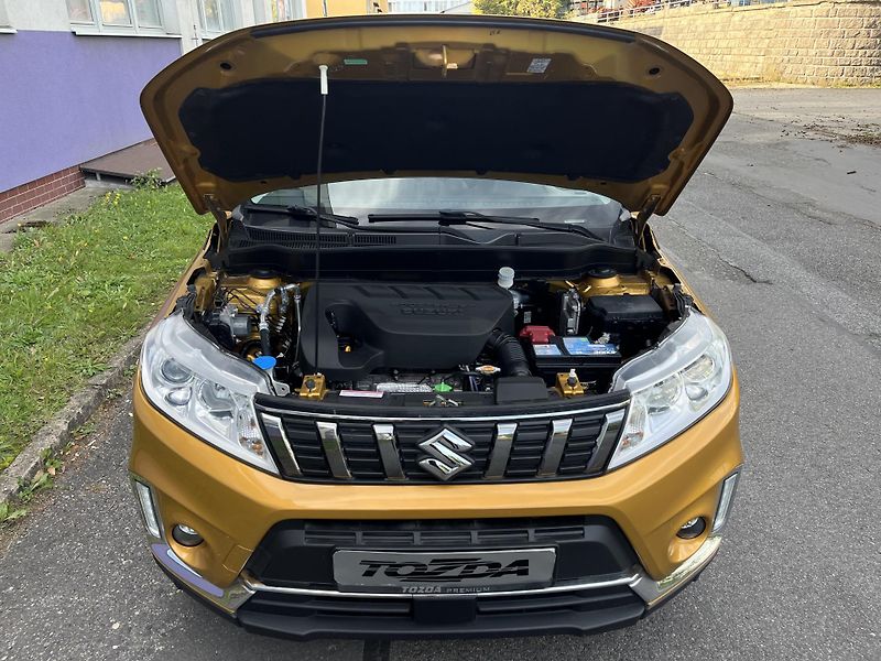 Suzuki Vitara 1,4 BoosterJet Elegance/servis - fotka 32 z 34
