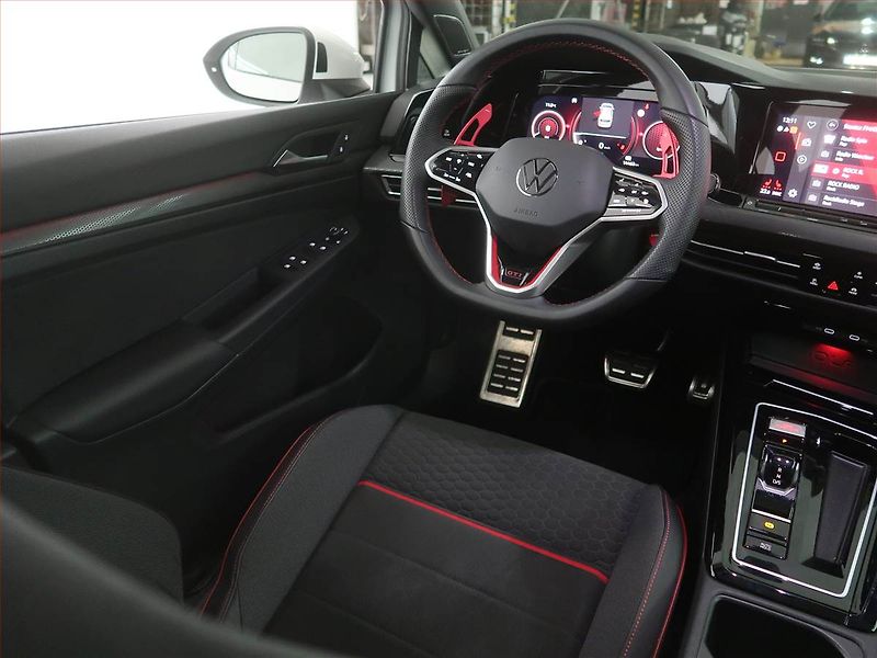 Volkswagen Golf (2024) GTI Clubsport - fotka 7 z 22