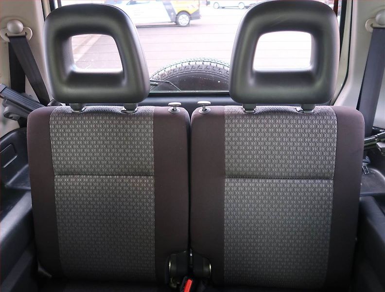 Suzuki Jimny (2012) 1.3 16V, 4X4 - fotka 10 z 17